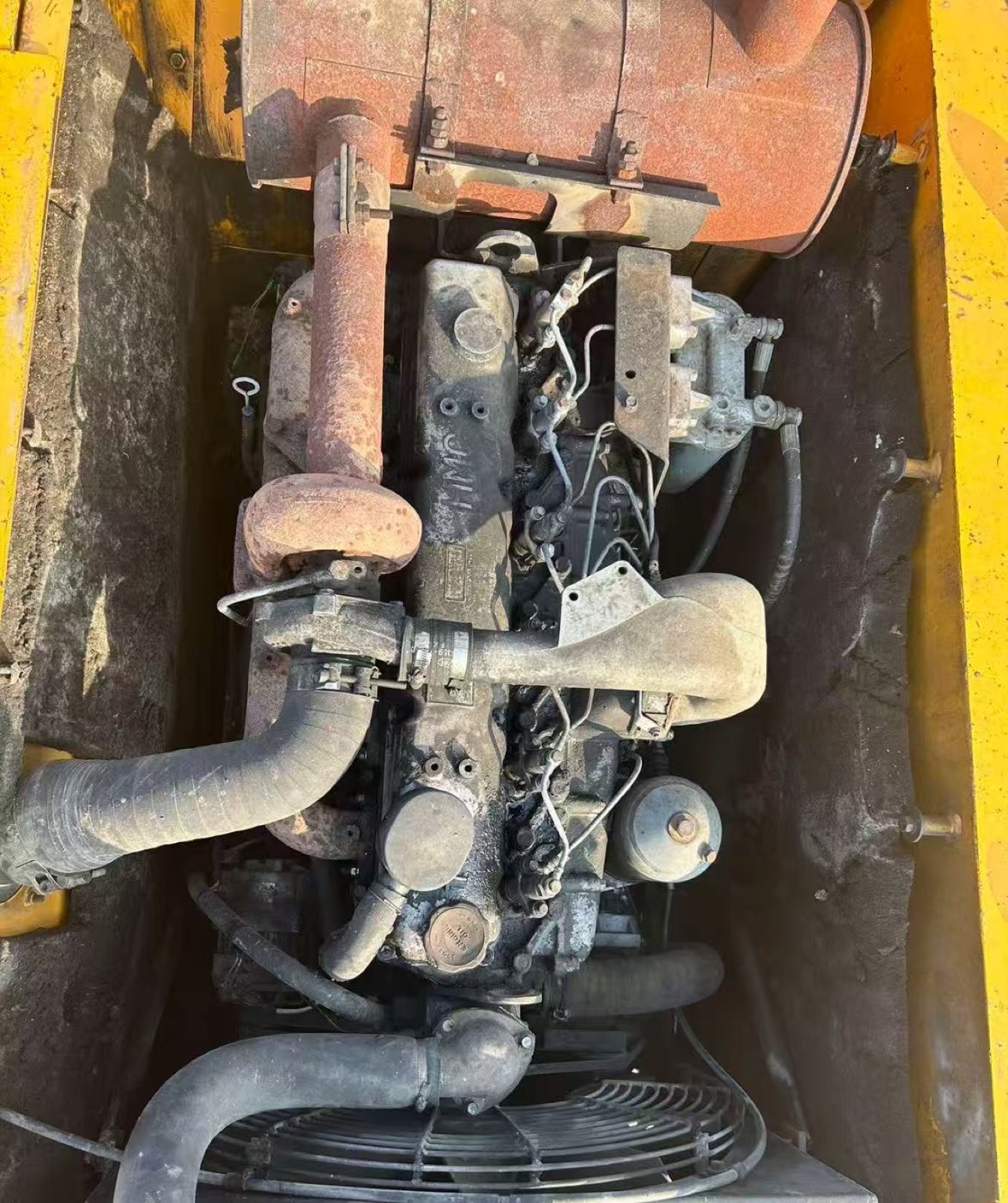 Hyundai R215-7 used excavator 0 photo 7