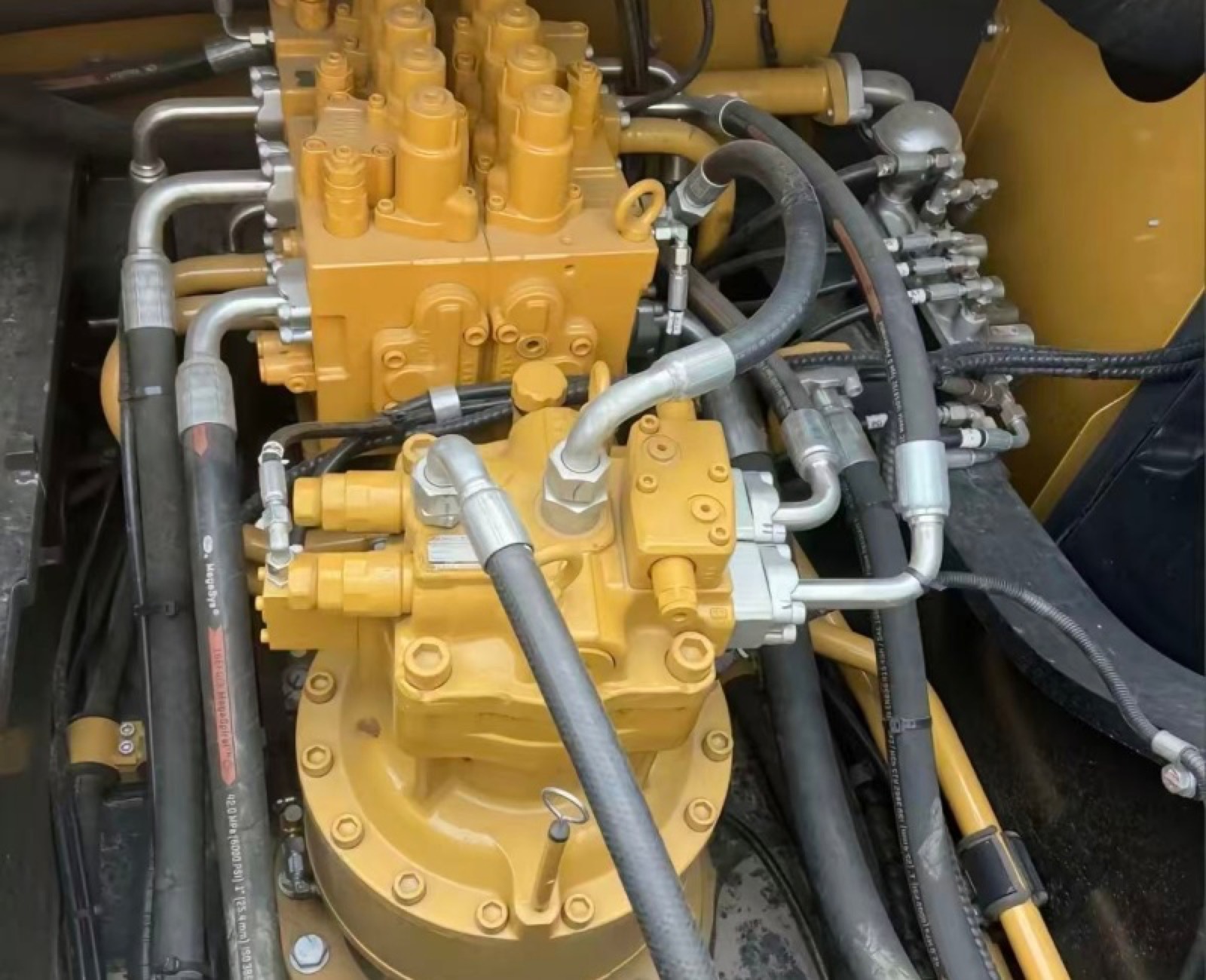 Sany 245H used excavator 0 photo 8