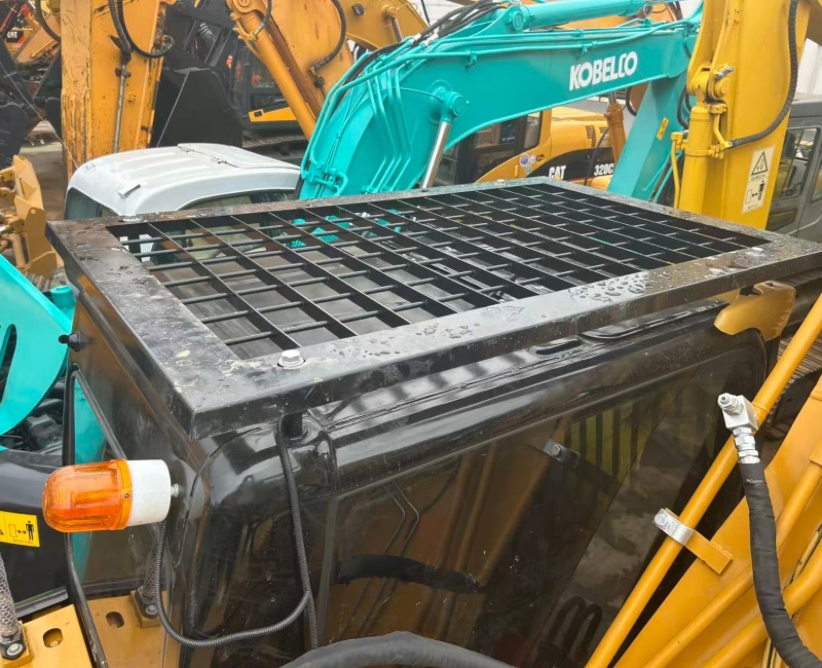 CAT 323D2L used excavator 0 photo 5