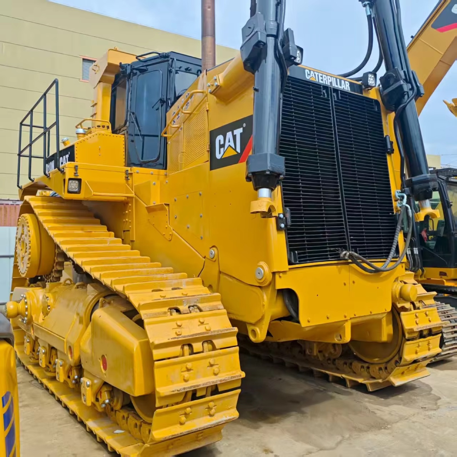 Used Caterpillar D10 Bulldozer for Sale