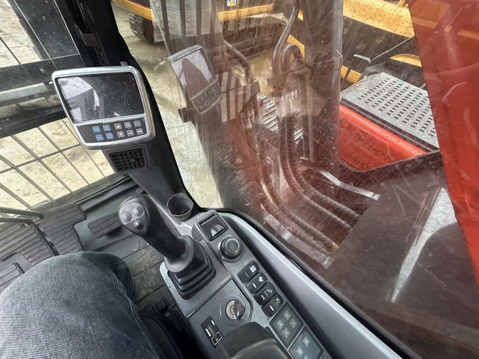 Doosan 360LCA used excavator 0 photo 4