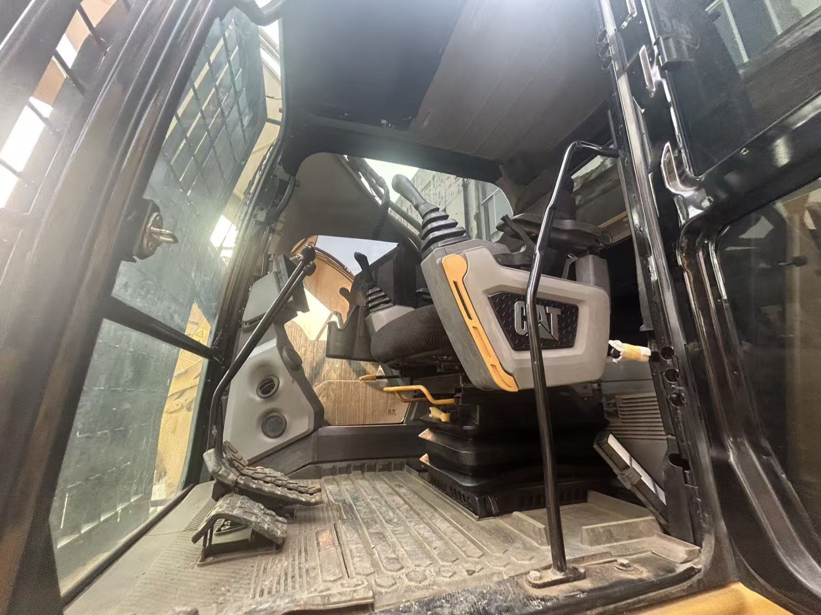 CAT 345GC used excavator 0 photo 7