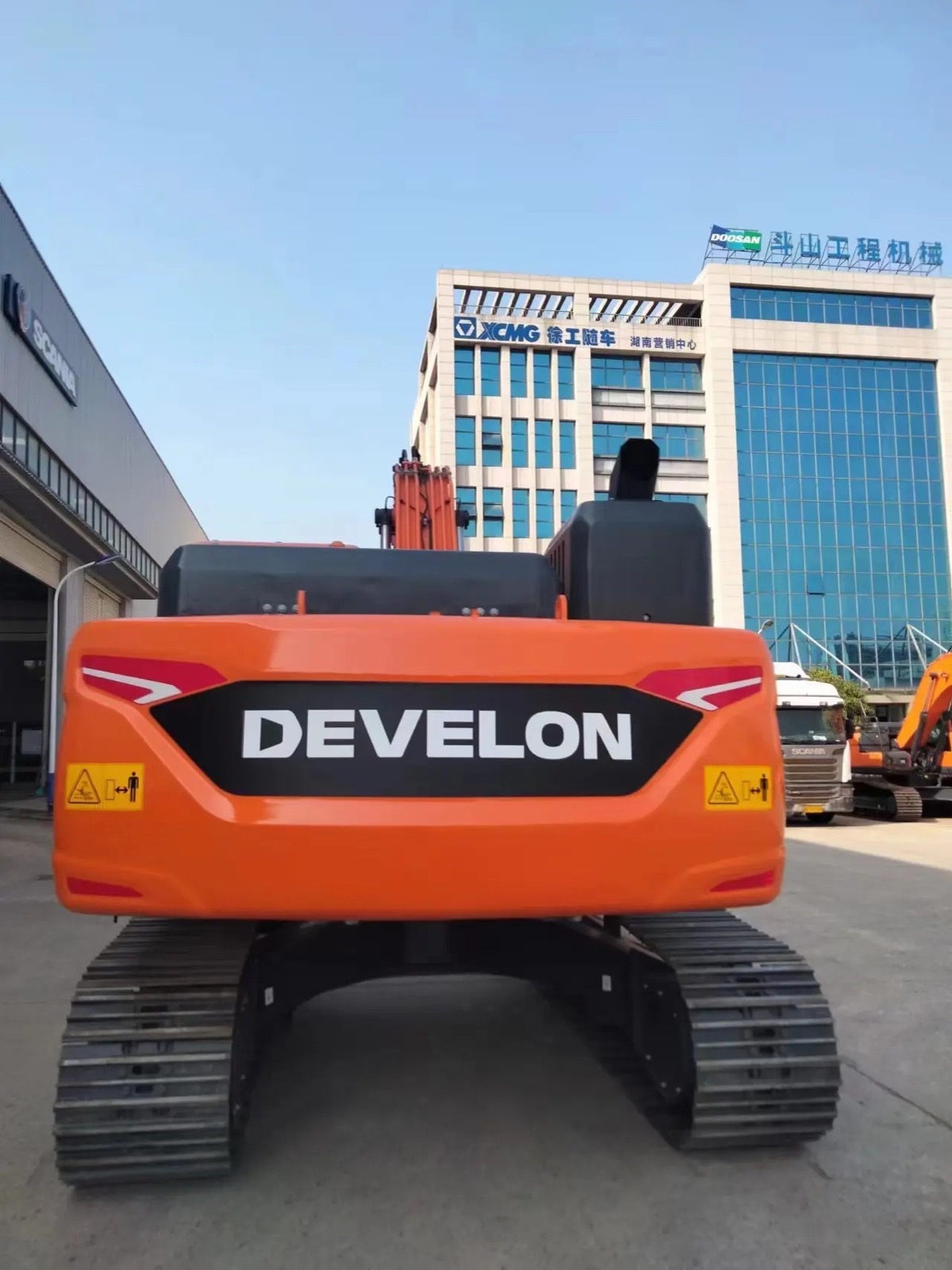 Doosan DX225LC used excavator 0 photo 7