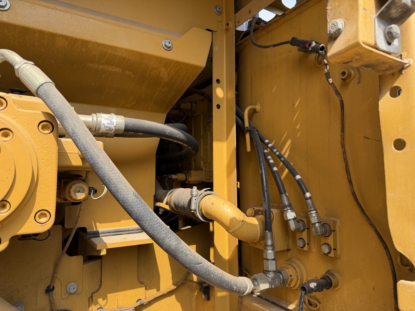 CAT 320GC used excavator 0 photo 4