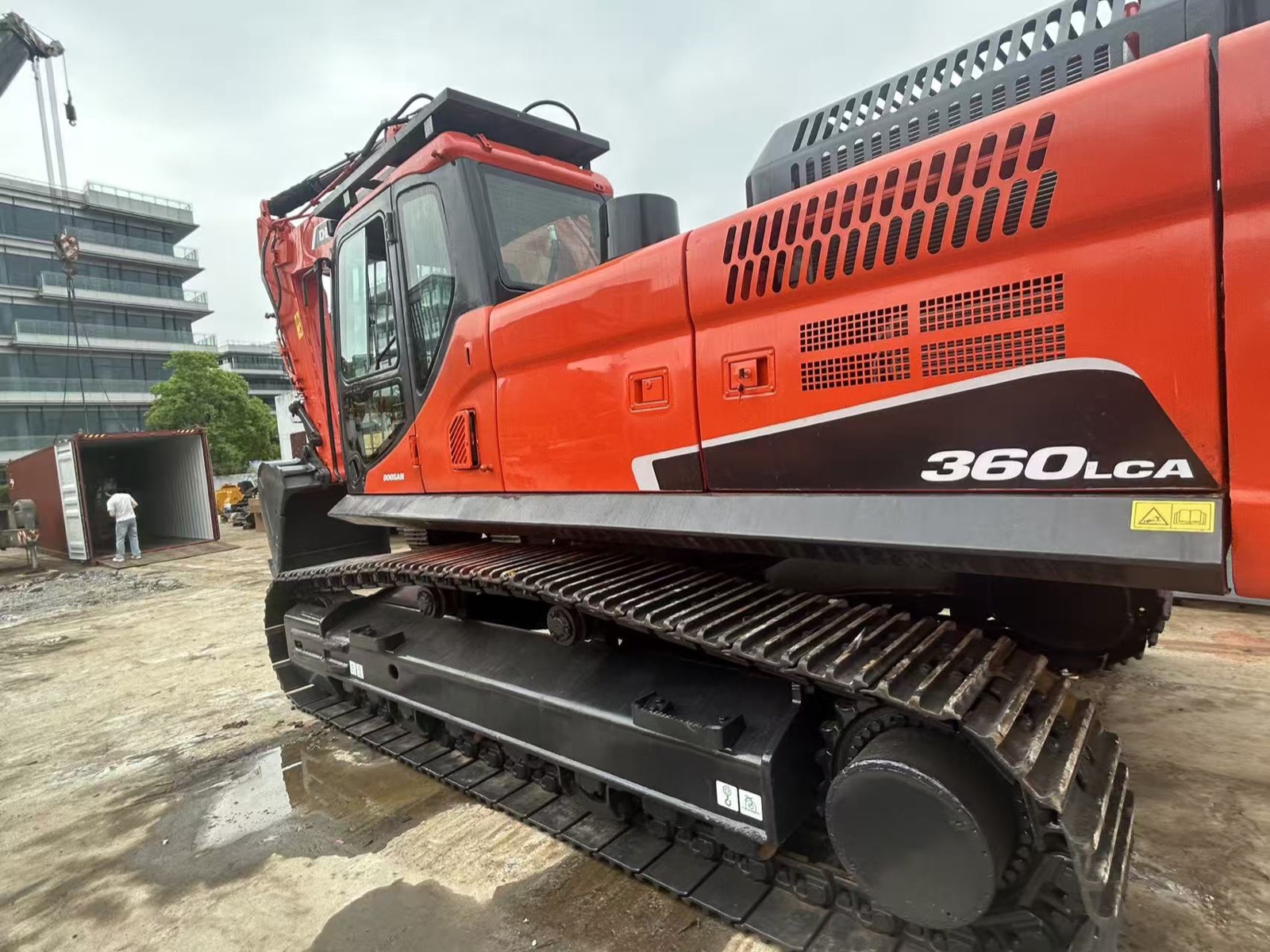 Doosan 360LCA used excavator 0 photo 8