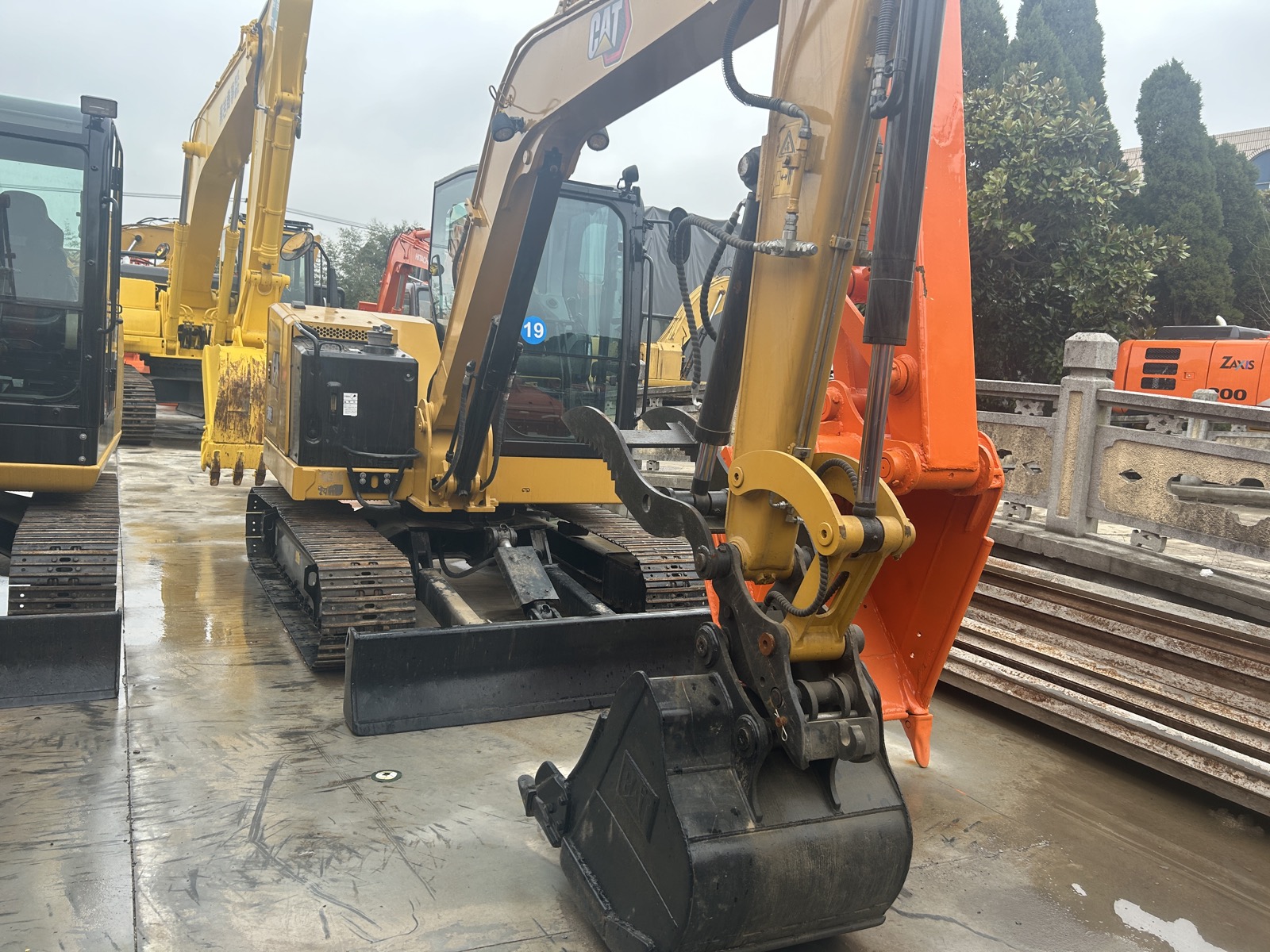CAT 306 Mini used excavator 0 photo 4