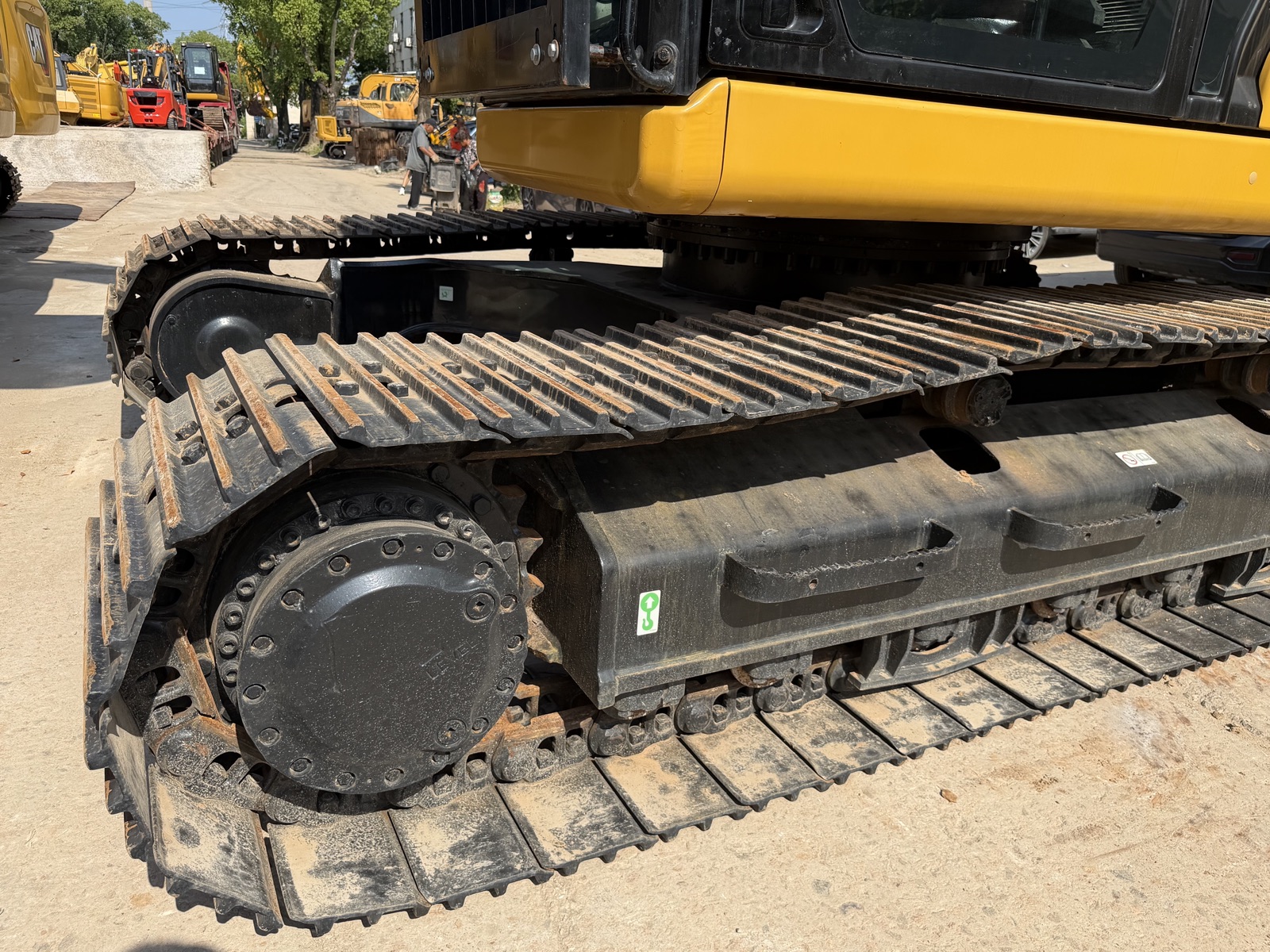 CAT 320 used excavator 0 photo 6