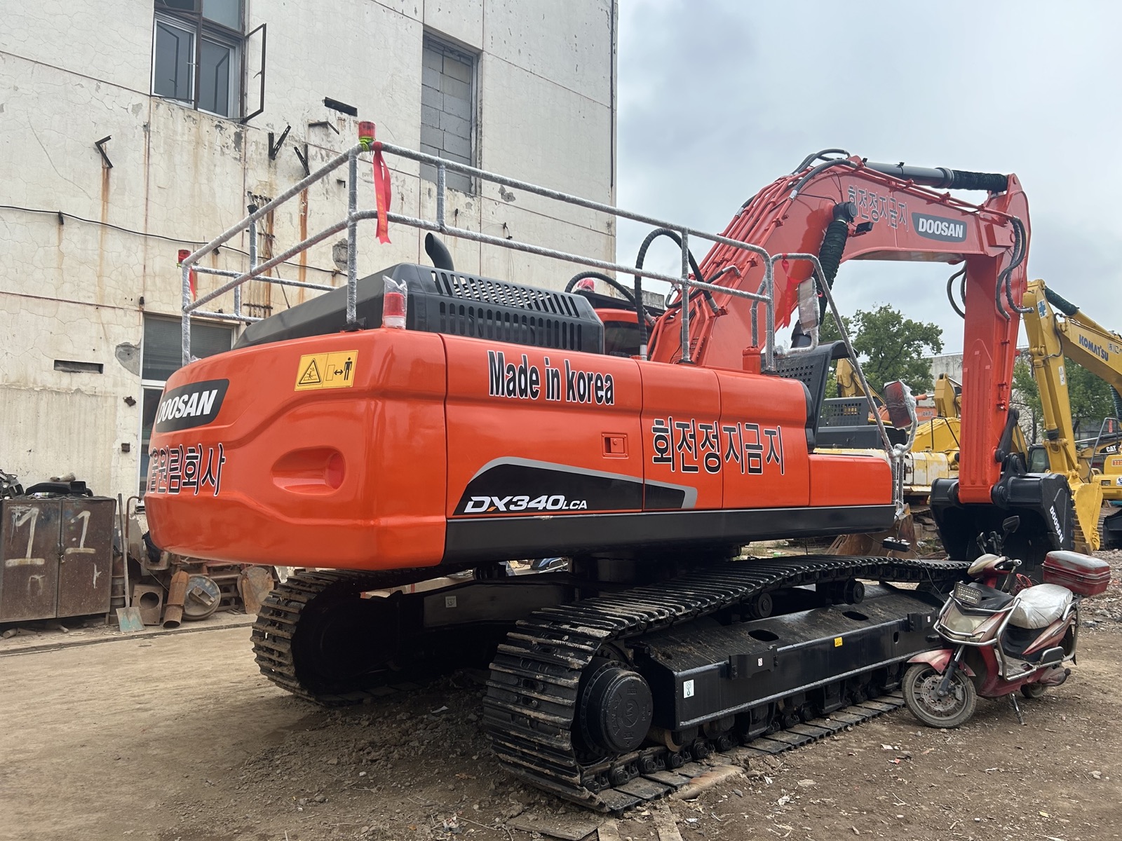 Used Doosan 340 Excavator for Sale