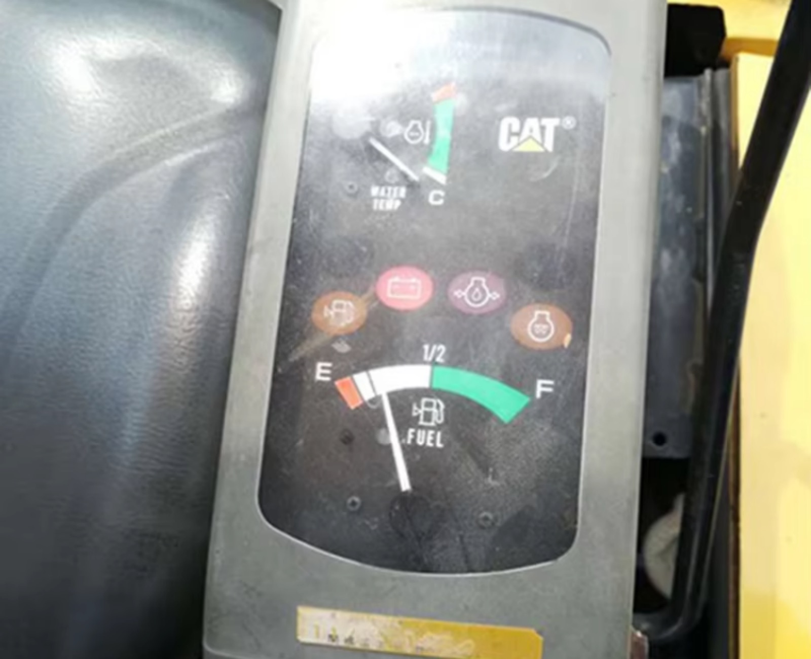 CAT 301.5 Mini used excavator 0 photo 6