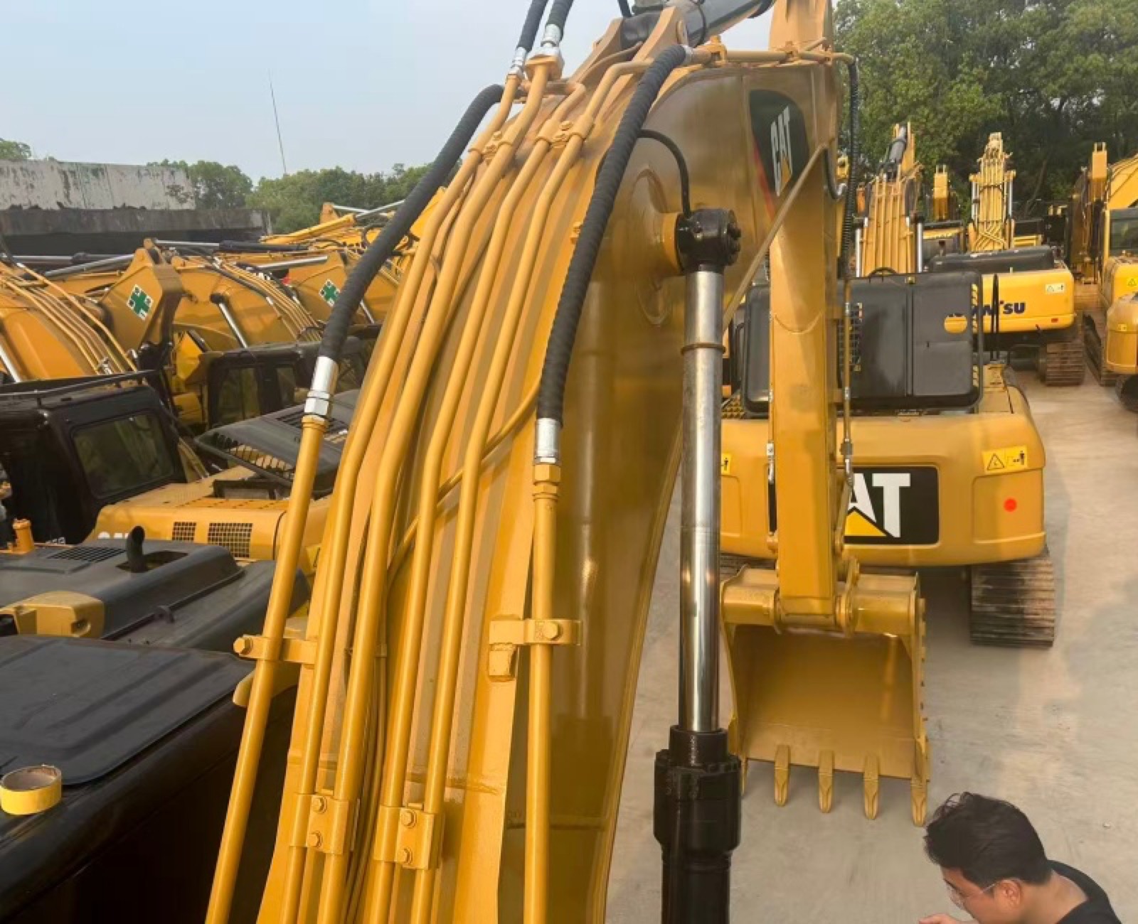 CAT 320D2L used excavator 0 photo 3