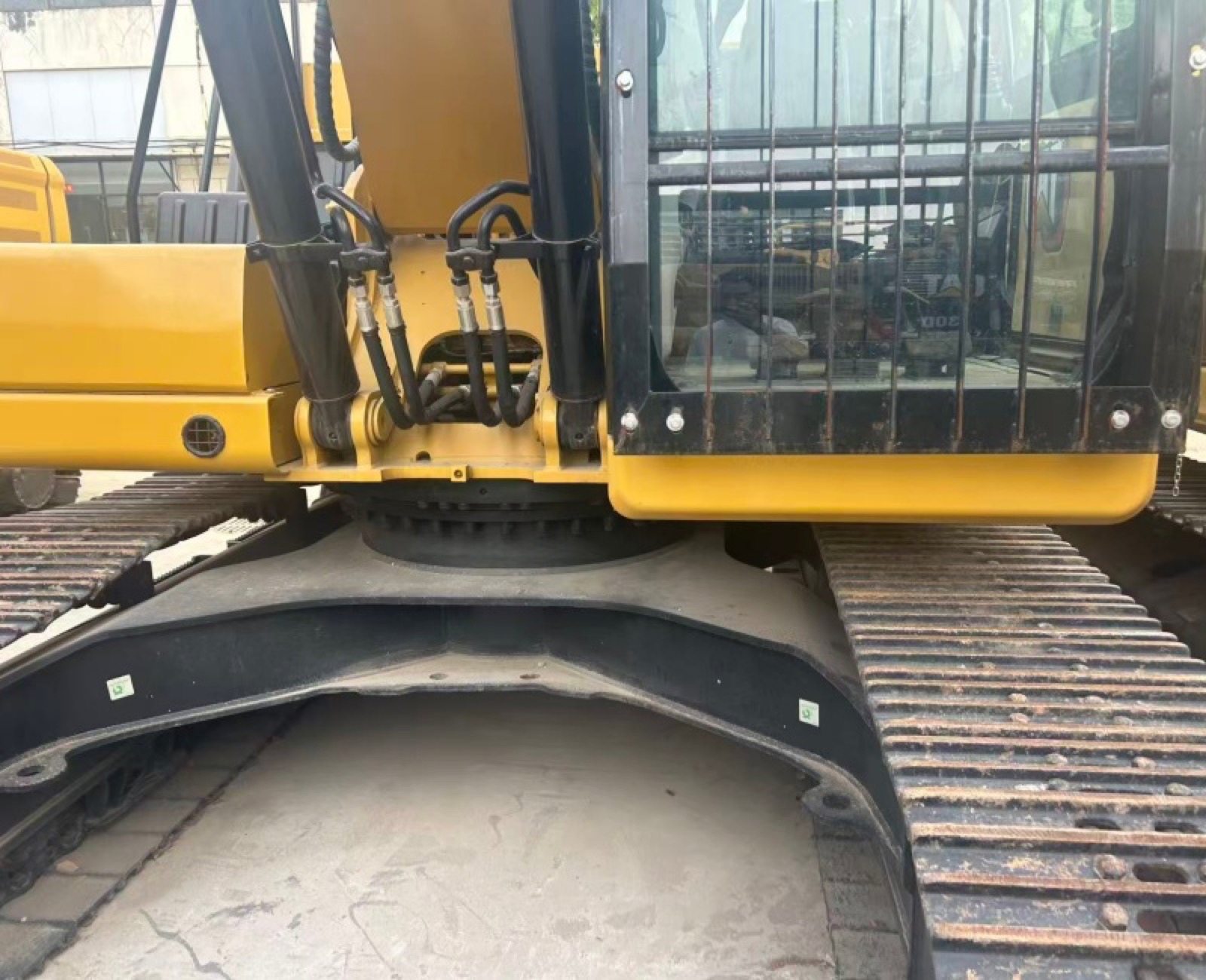 CAT 320 used excavator 0 photo 3