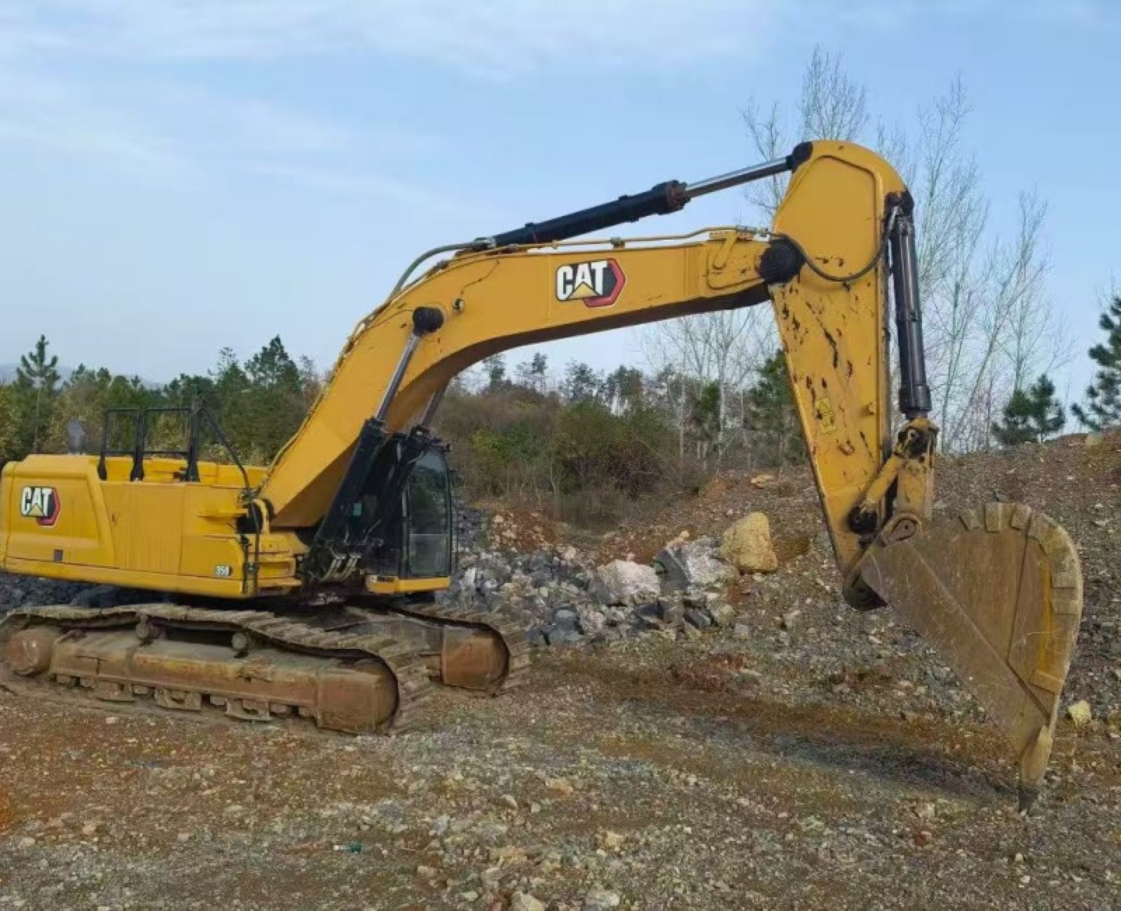 CAT 350 used excavator 0 photo 5