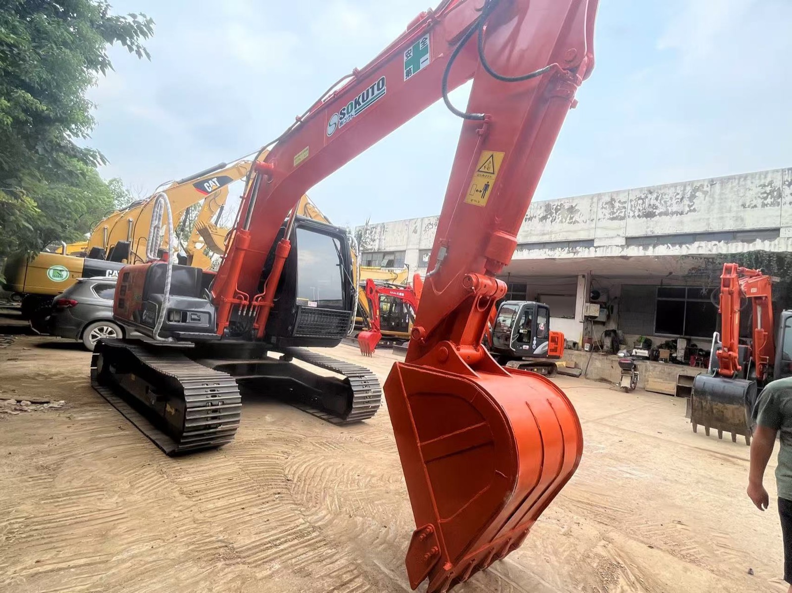 Hitachi 120 used excavator 0 photo 3