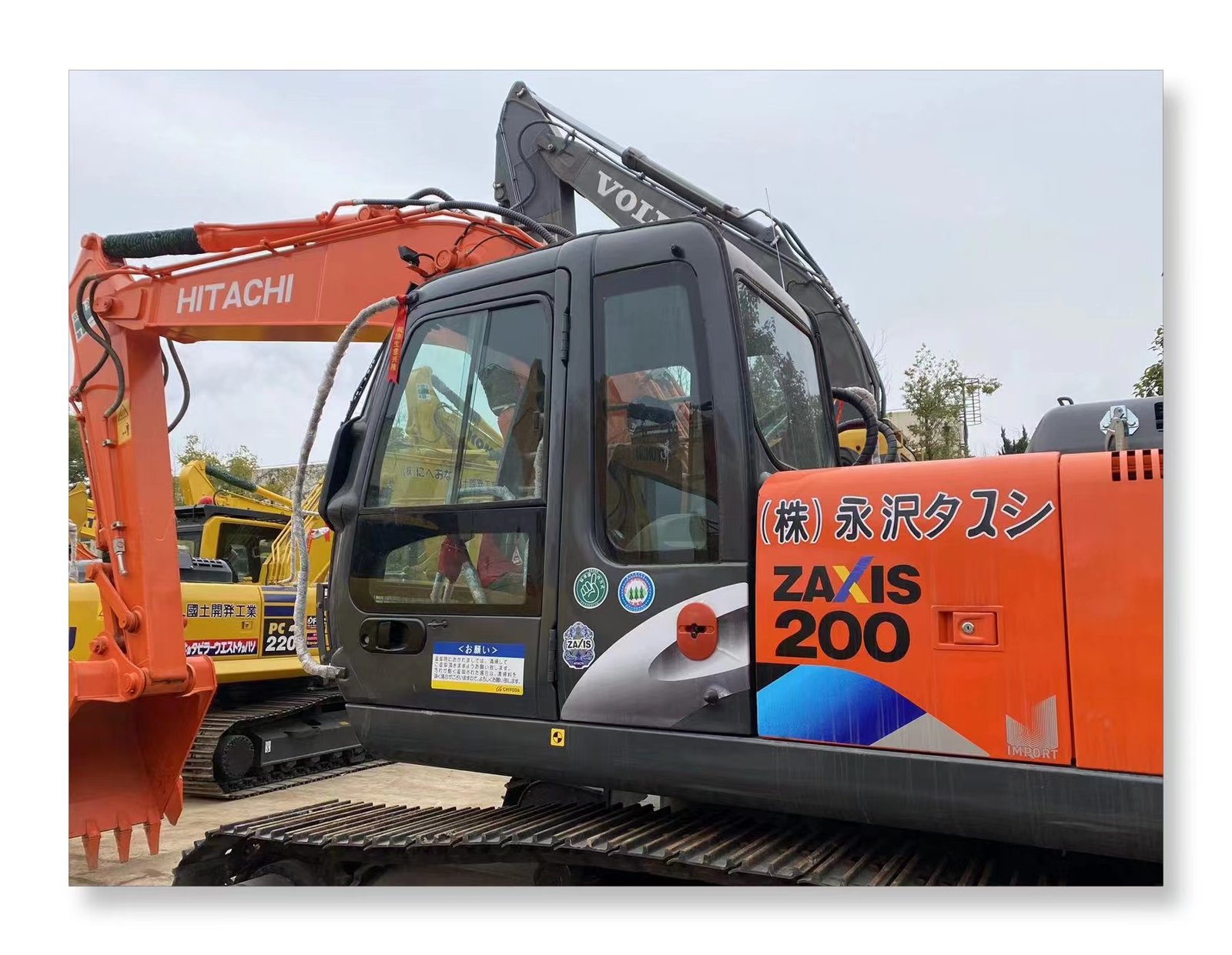 Hitachi ZX200 used excavator 0 photo 4