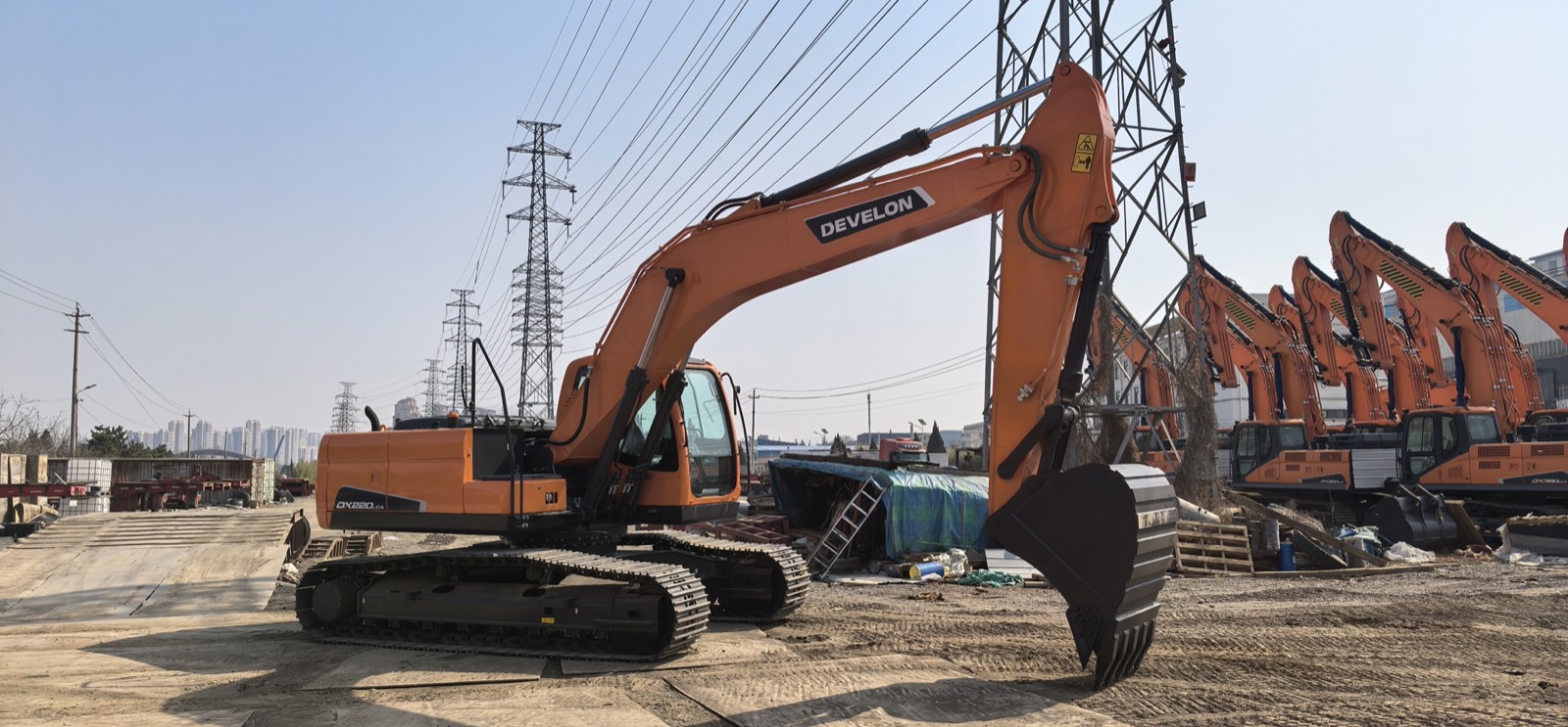 Doosan DX220LCA-2N used excavator 0 photo 3