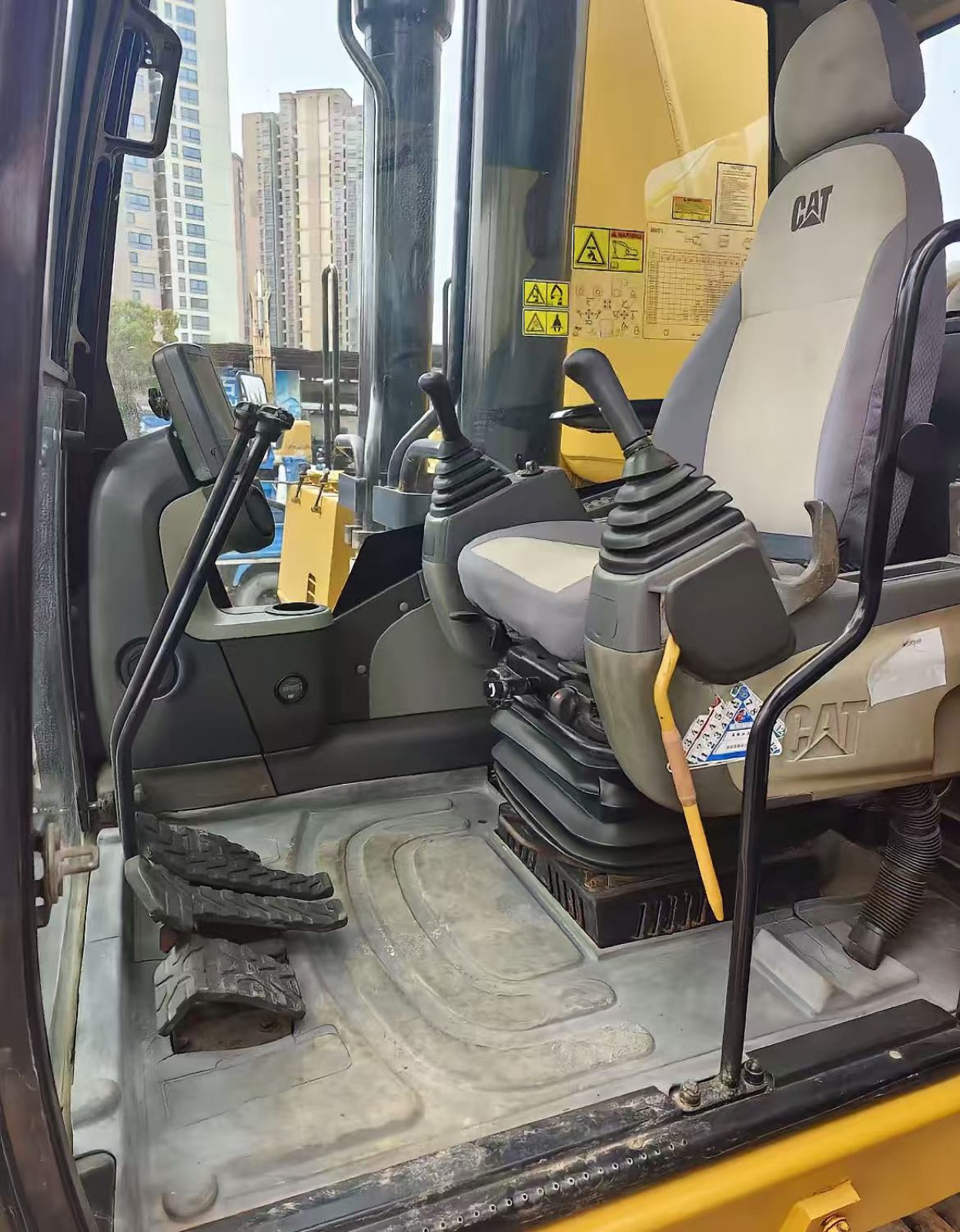 CAT 365C used excavator 0 photo 2