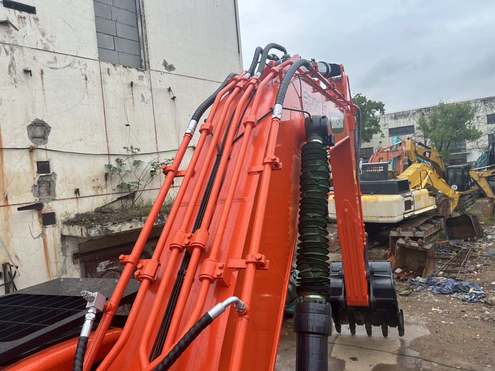 Doosan 340 used excavator 0 photo 1