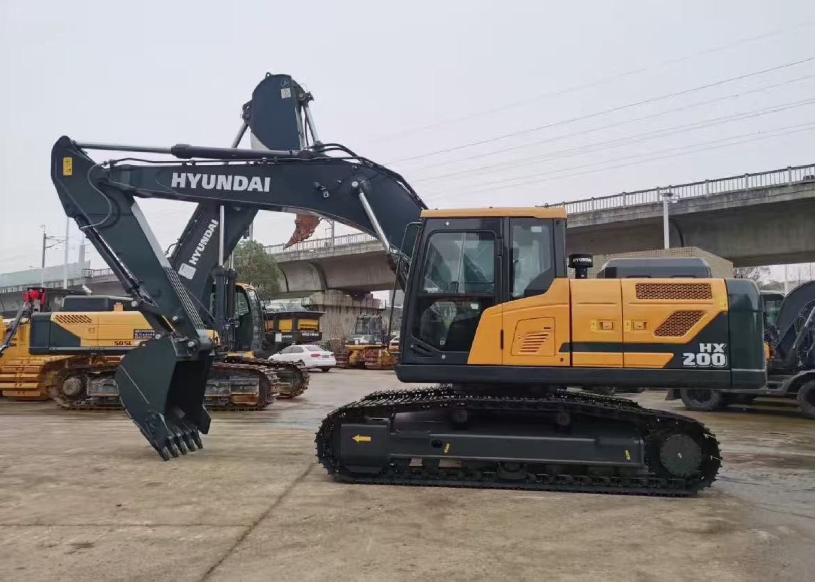 Hyundai HX200 used excavator 0 photo 8