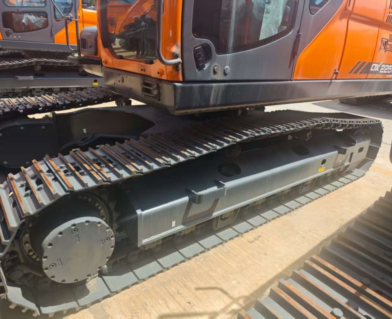 Doosan DX225NLCA used excavator 0 photo 3