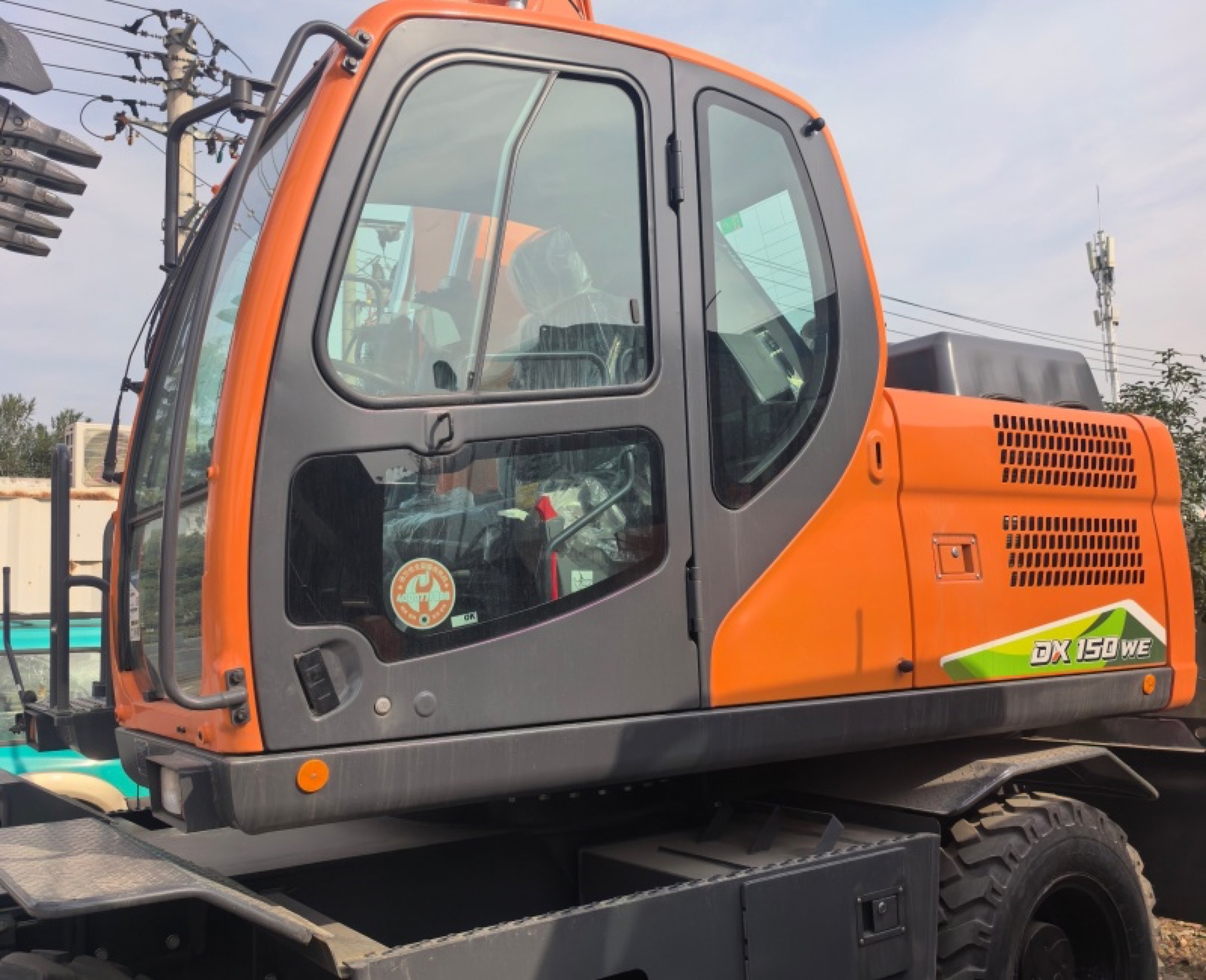 Doosan DX150WE used excavator 0 photo 6