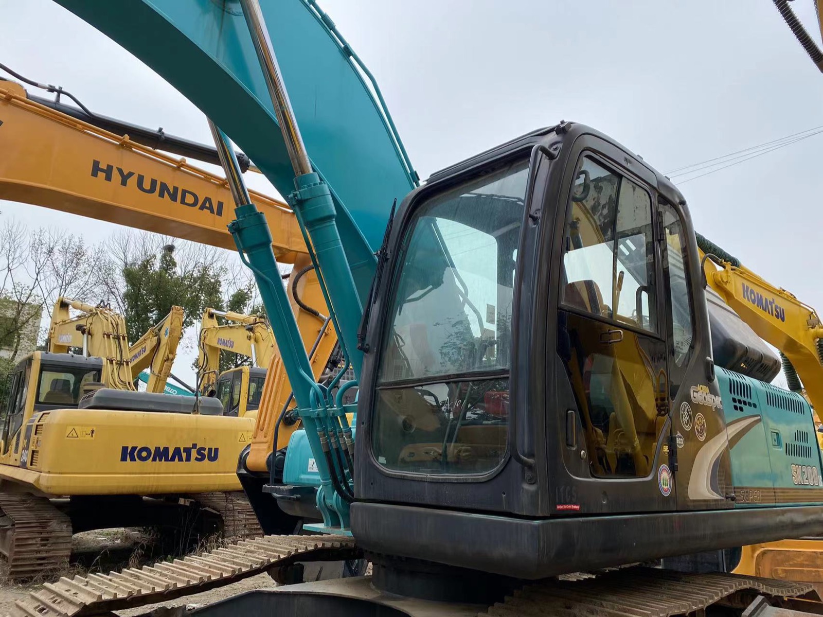 Kobelco SK200LC used excavator 0 photo 3