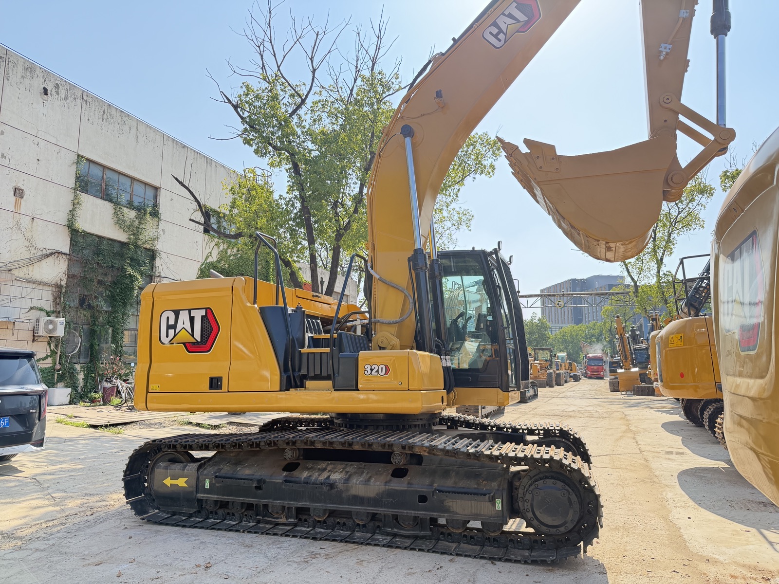 CAT 320 used excavator 0 photo 7