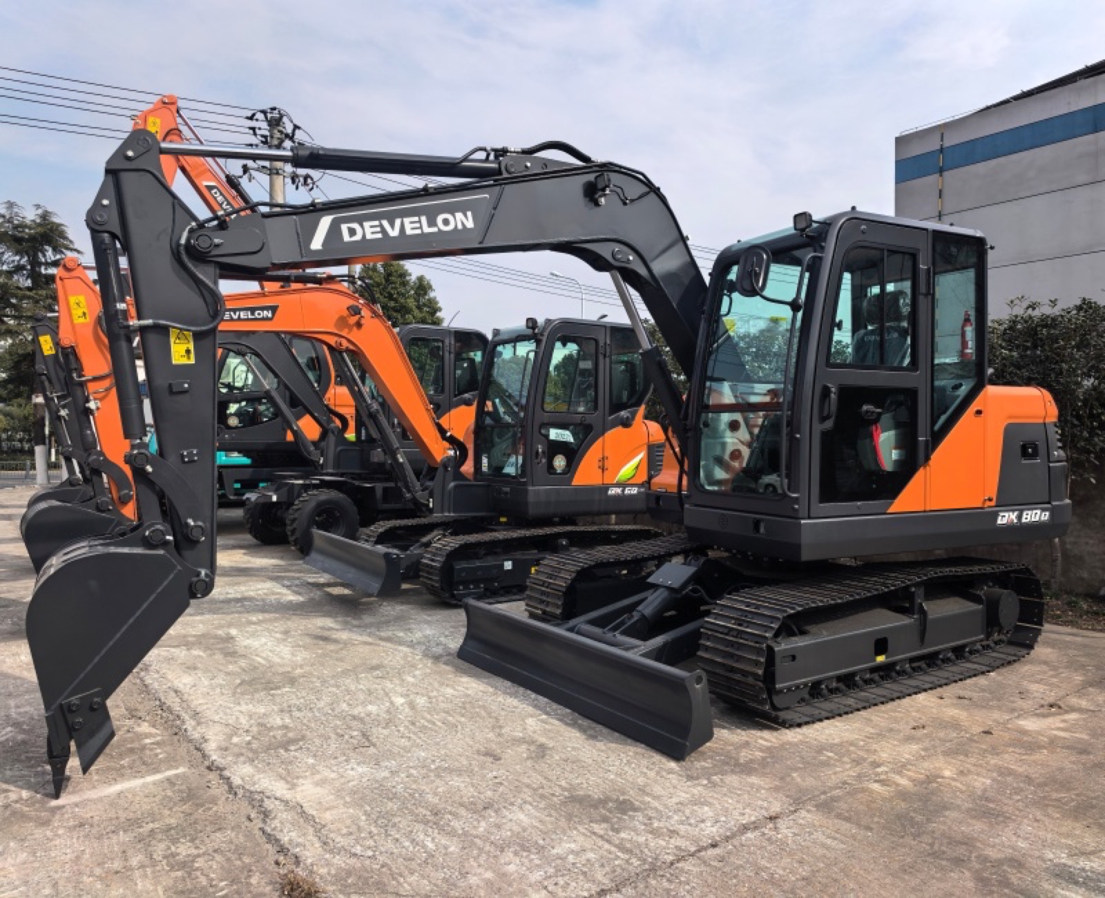 Doosan 80D Mini used excavator 0 photo 3