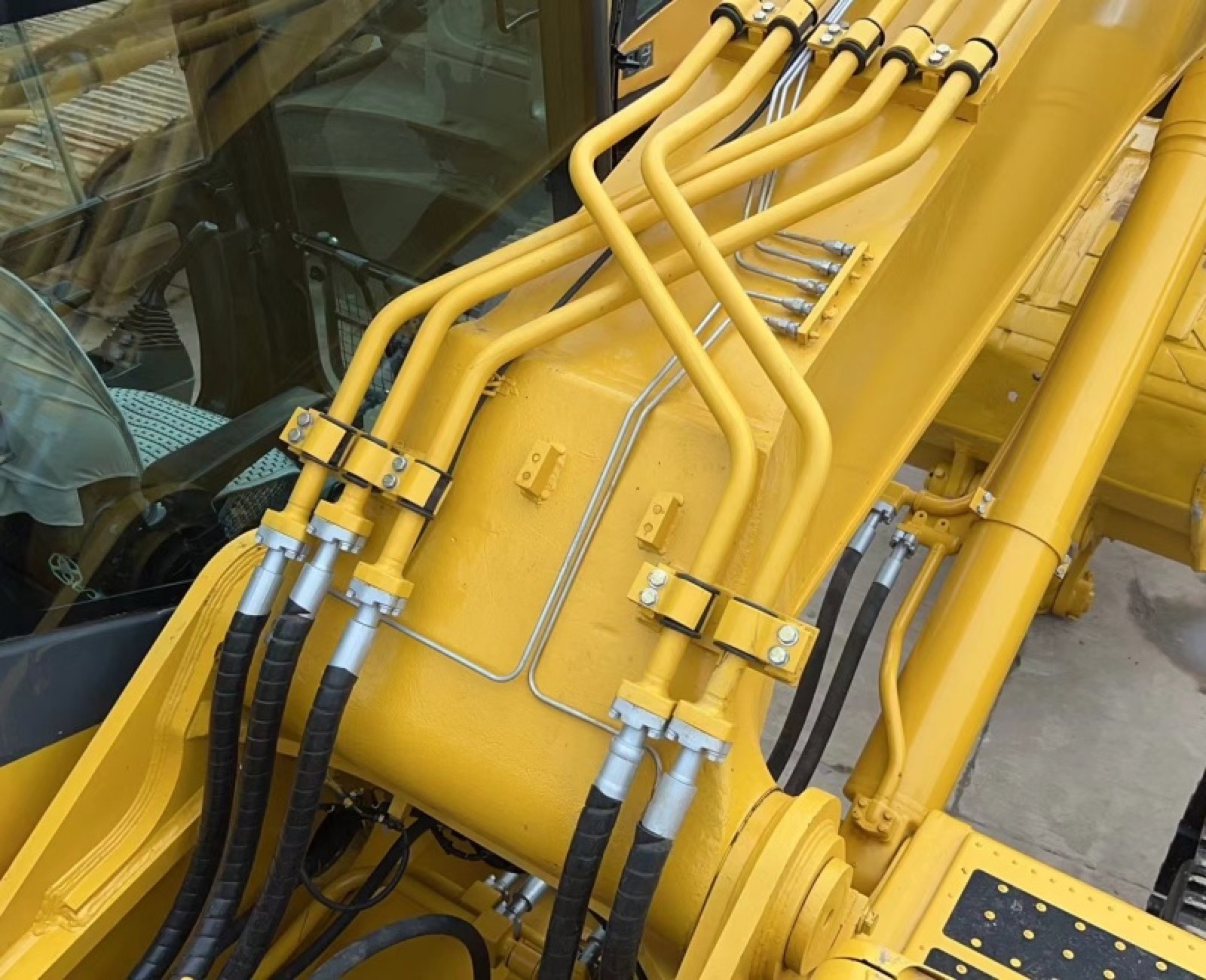 Komatsu PC400 used excavator 0 photo 6