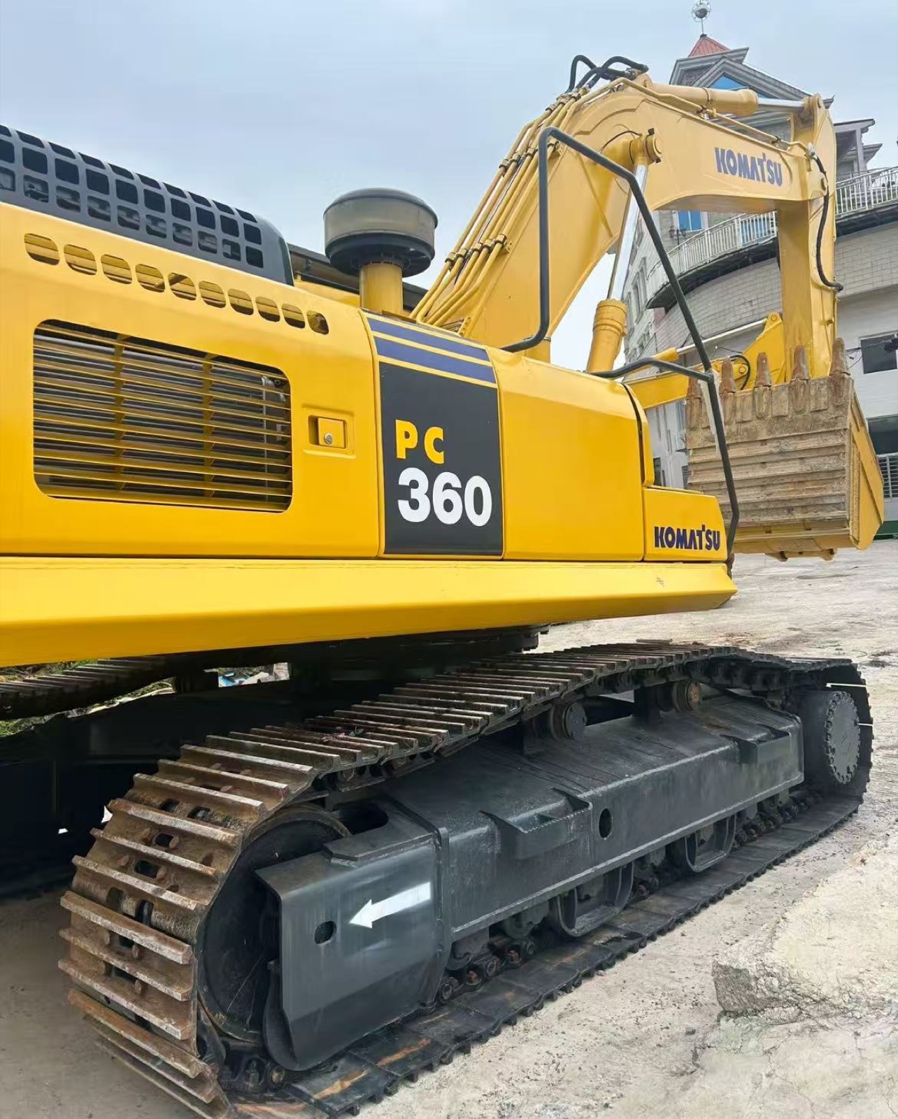 Komatsu PC360 used excavator 0 photo 5