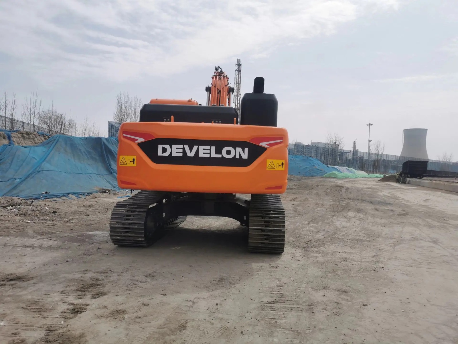 Doosan DX225 used excavator 0 photo 5