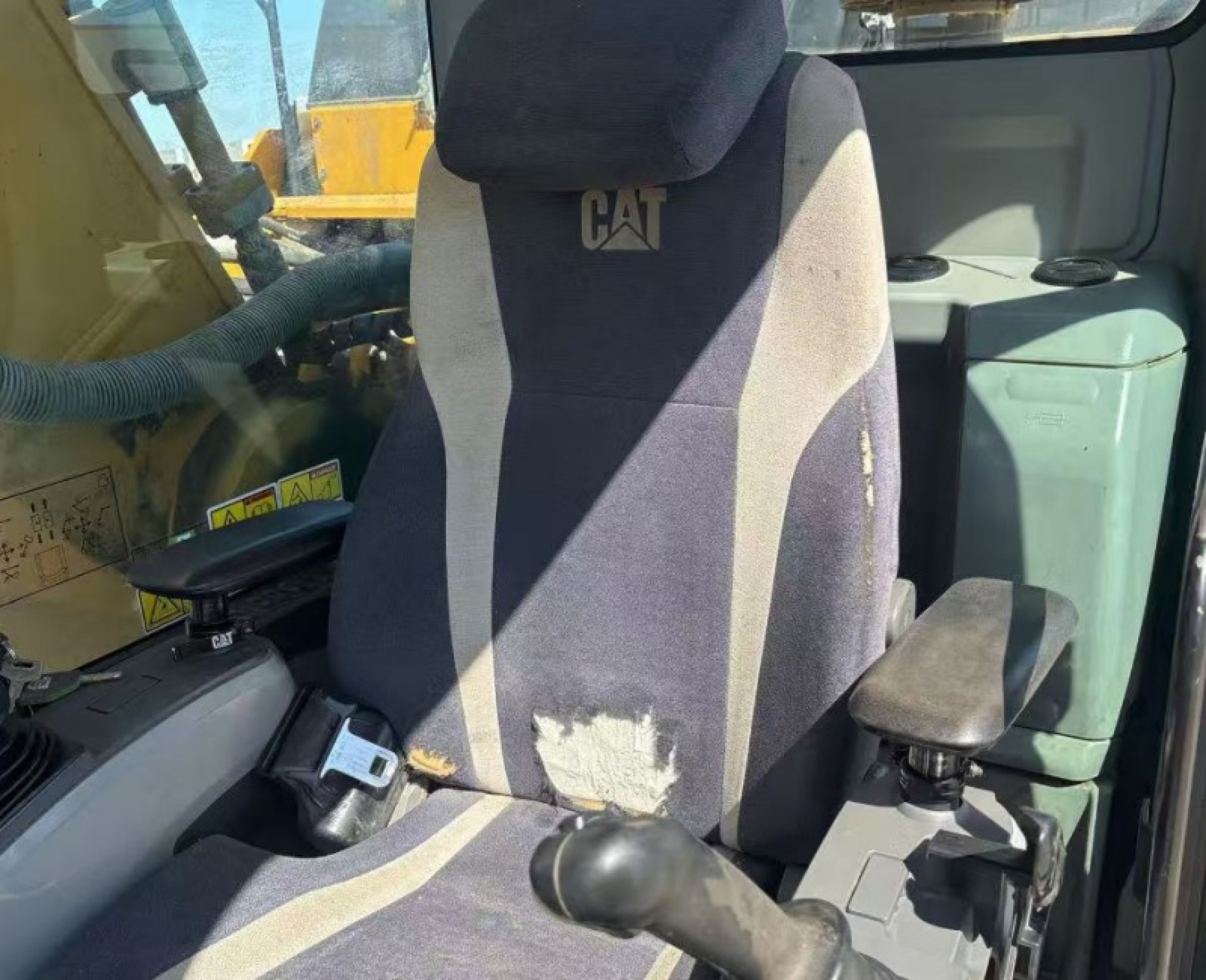 CAT 349F used excavator 0 photo 4