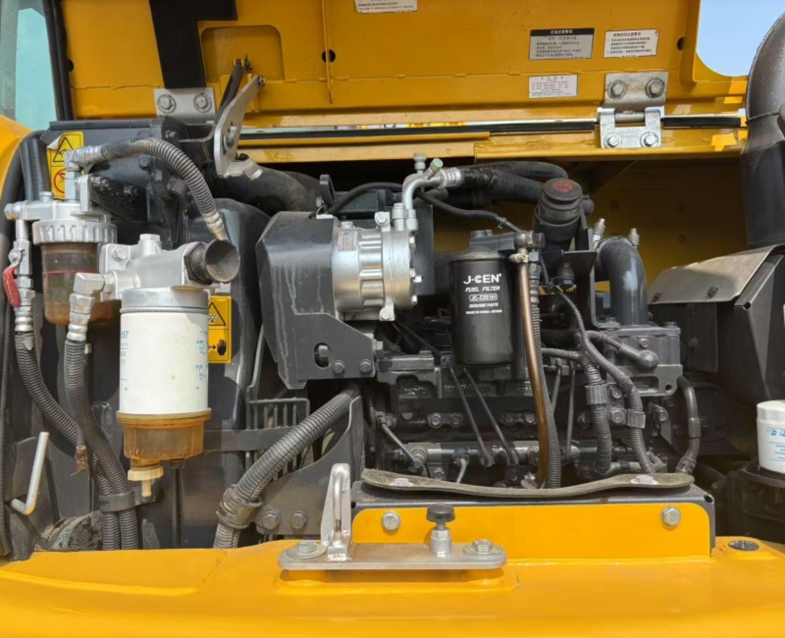 Komatsu PC70 Mini used excavator 0 photo 5