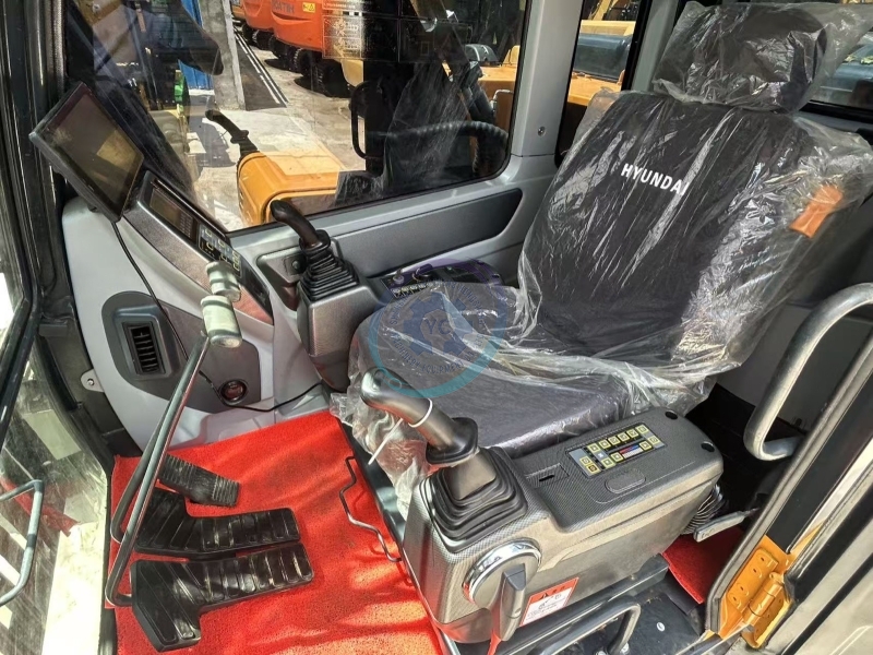 Used Hyundai HX220HD Excavator for Sale