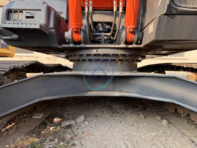 Used Hitachi 240 Excavator for Sale