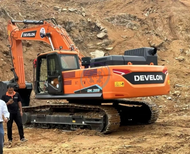 Used Doosan DX380 Excavator for Sale