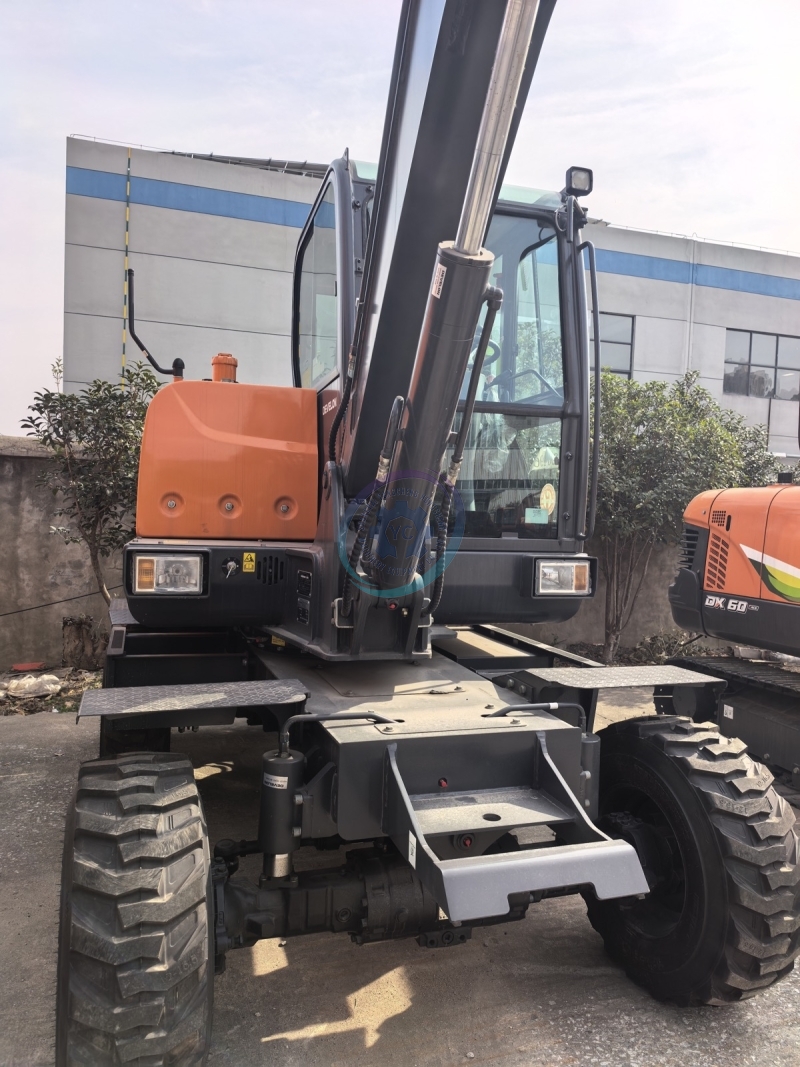 Used Doosan DX60W Mini Excavator for Sale