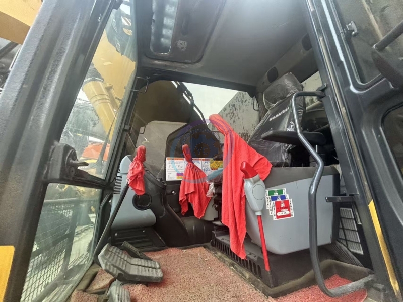 Used Komatsu PC240 Excavator for Sale