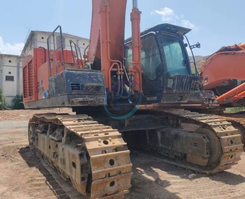 Used Hitachi ZX690 Excavator for Sale