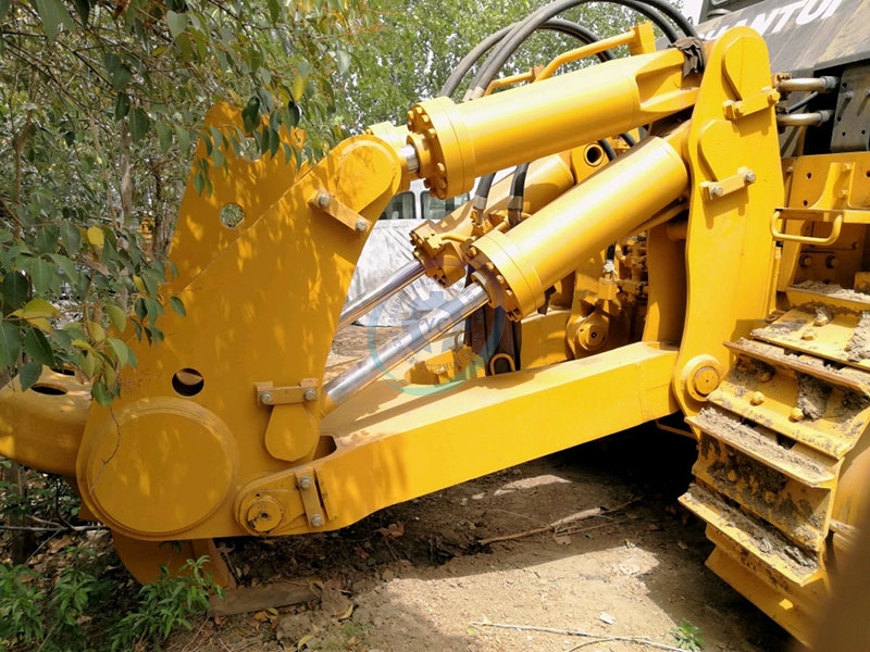Shantui Sd32 Dozer Price Crawler Bulldozer with Ripper Bulldozer Factory Price