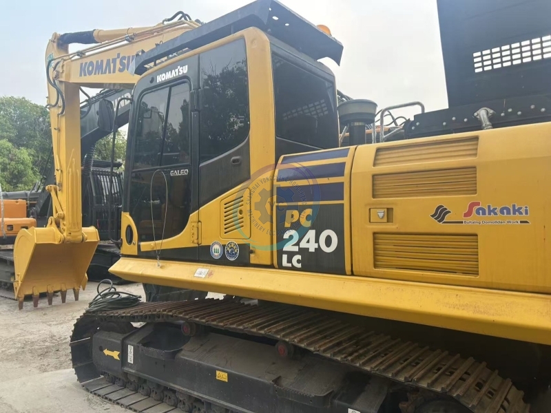 Used Komatsu PC240 Excavator for Sale