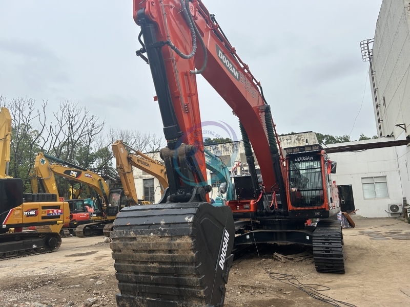 Used Doosan 340 Excavator for Sale