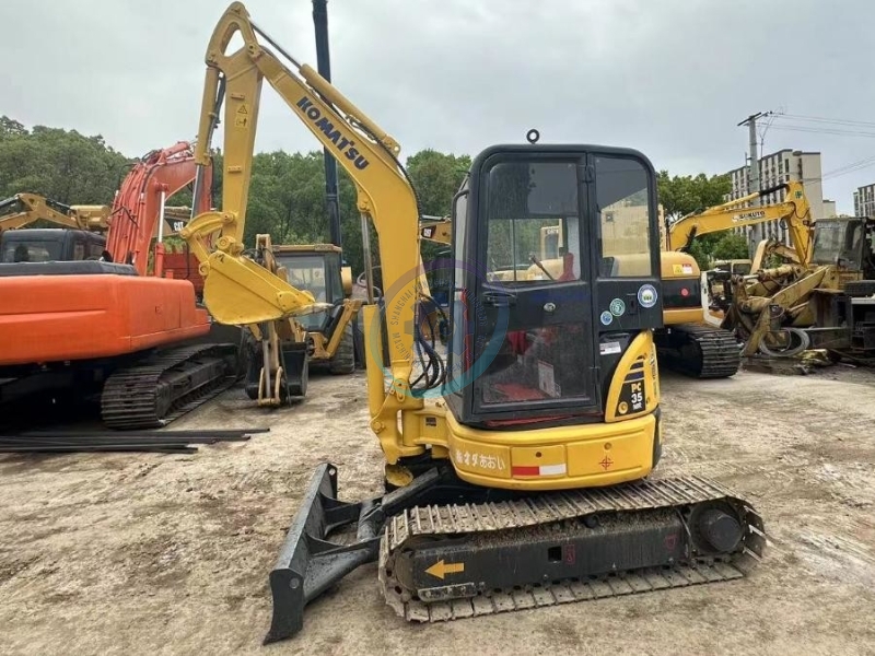 Japan Original PC35 Komatsu Used Equipment Secondhand Mini Excavator Crawler