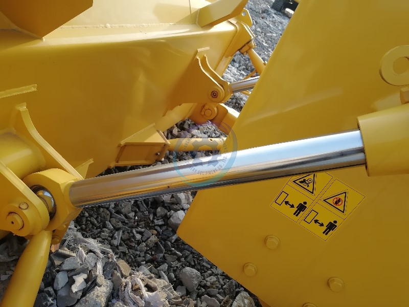 Top Quality ZOOMLION Bulldozer ZD160-3 Crawler Bulldozer for Earthmoving