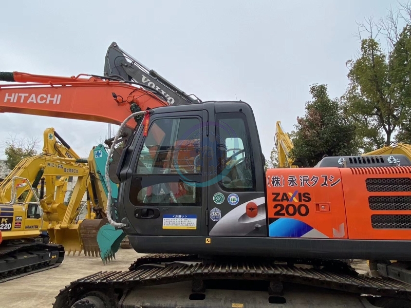 Used Hitachi ZX200 Excavator for Sale