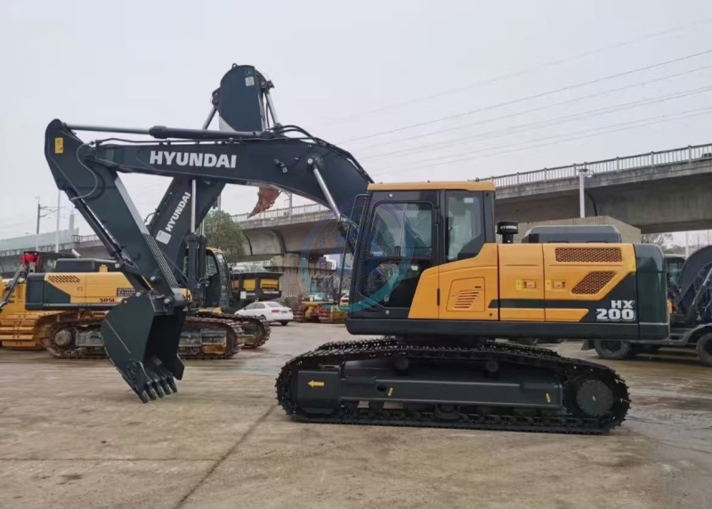 Used Hyundai HX200 Excavator for Sale