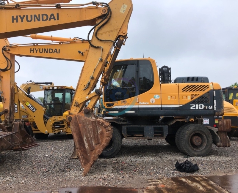 Used Hyundai 210W-9 Excavator for Sale