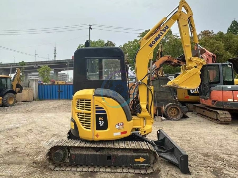 Japan Original PC35 Komatsu Used Equipment Secondhand Mini Excavator Crawler