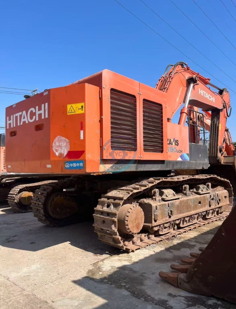 Used Hitachi ZX690 Excavator for Sale
