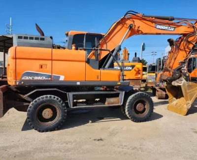Used Doosan 140 Excavator for Sale