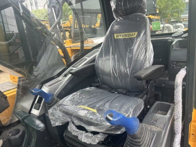 Used Hyundai 305LC-9T Excavator for Sale